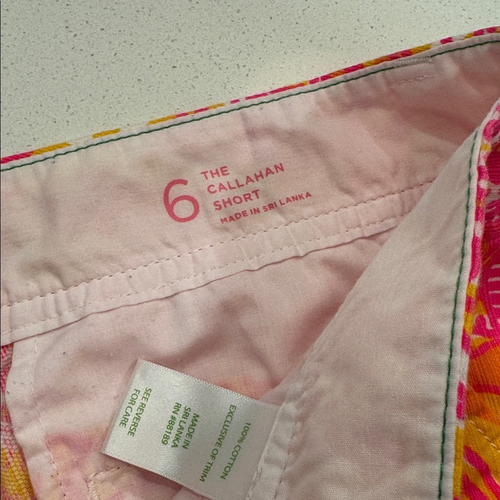Lilly Pulitzer Callahan Short in Sea and Be Seen Size 6 EUC - Picture 3 of 4